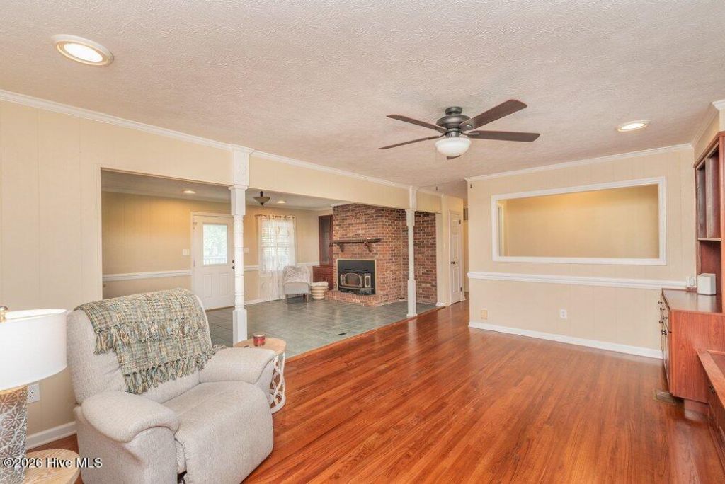 509 Laurel Drive Photo 11