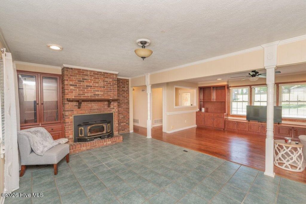 509 Laurel Drive Photo 12