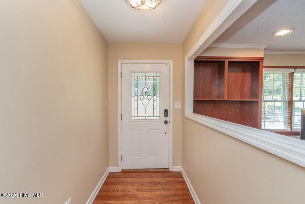509 Laurel Drive Photo 8
