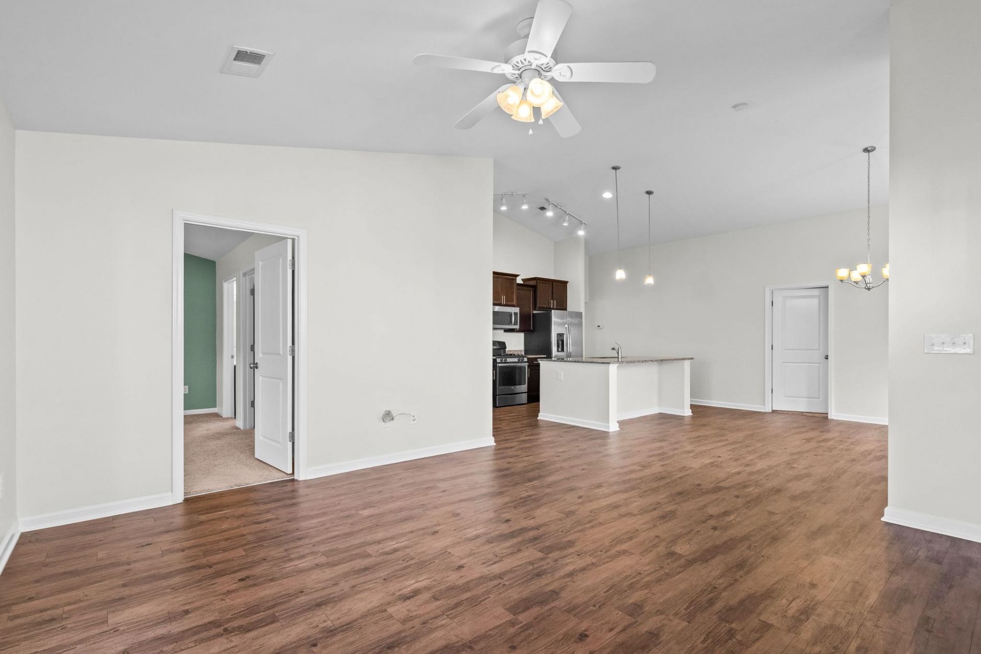 4451 Livorn Loop  Photo 10