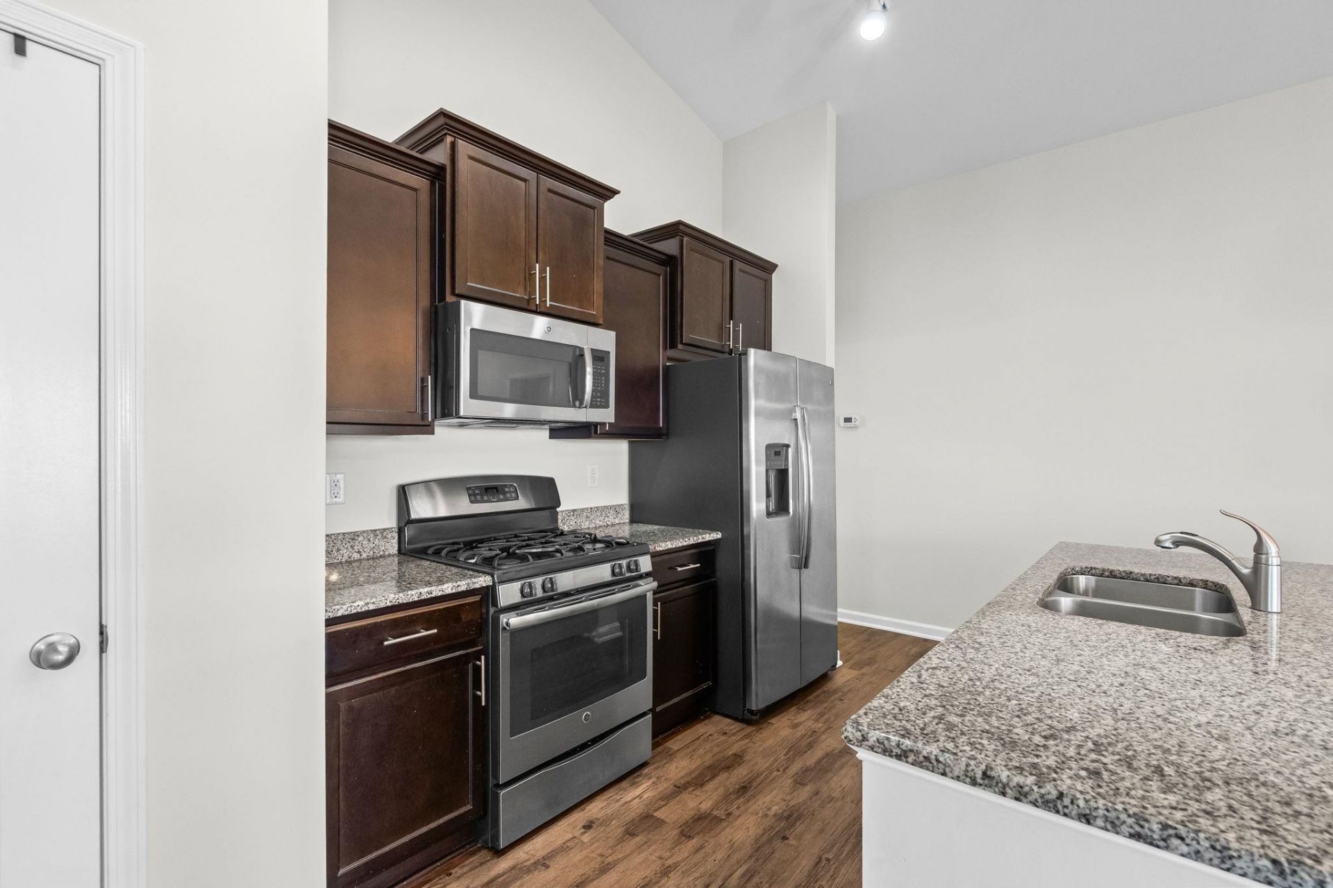 4451 Livorn Loop  Photo 15