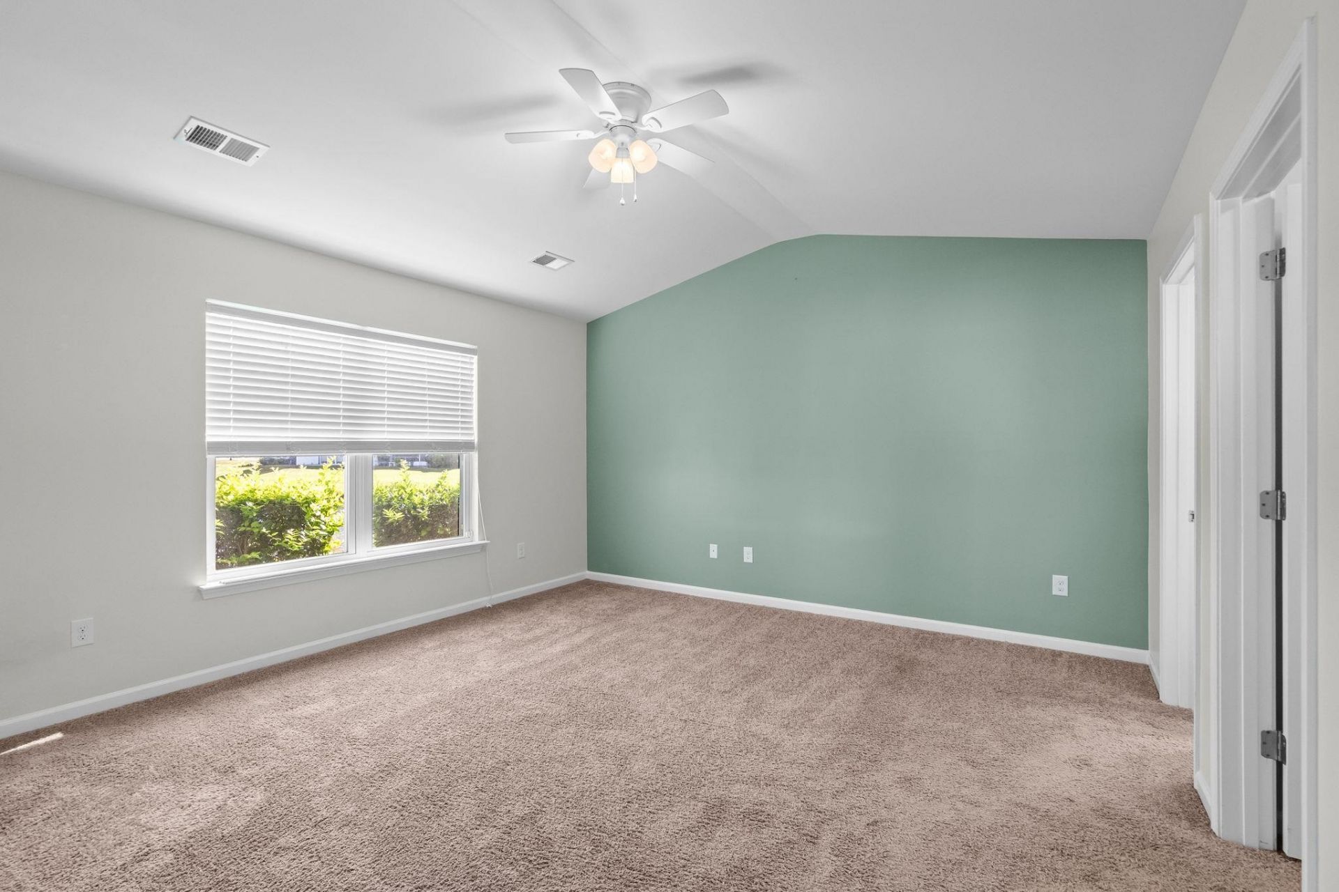 4451 Livorn Loop  Photo 28