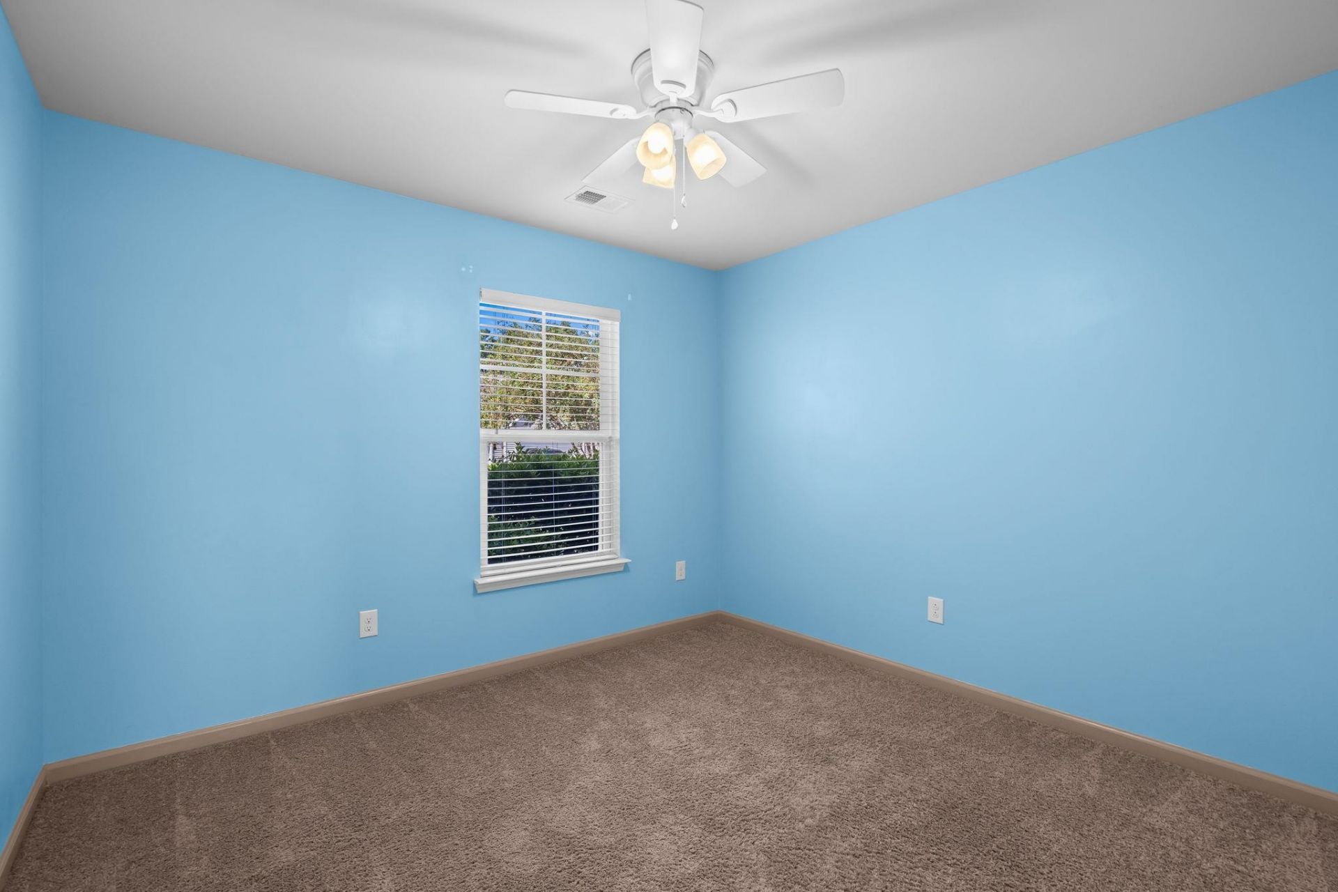 4451 Livorn Loop  Photo 35