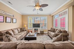 520 Caribbean Way  photo 4