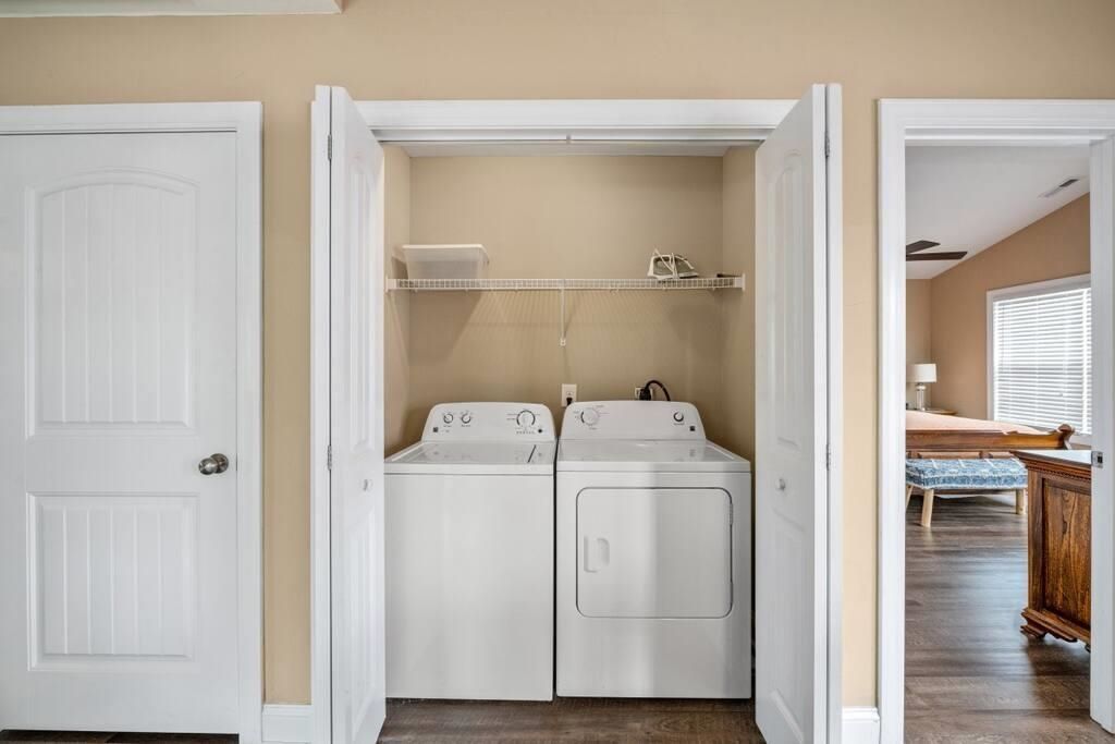 520 Caribbean Way  Photo 8