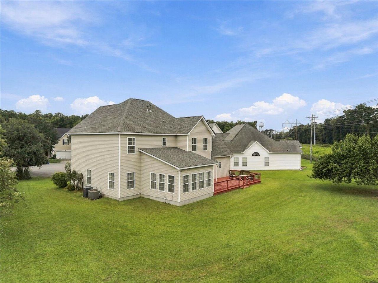 5008 Streamside Road Photo 51