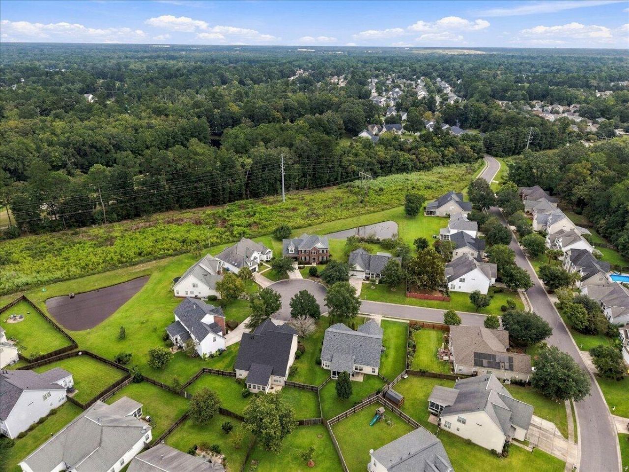 5008 Streamside Road Photo 52