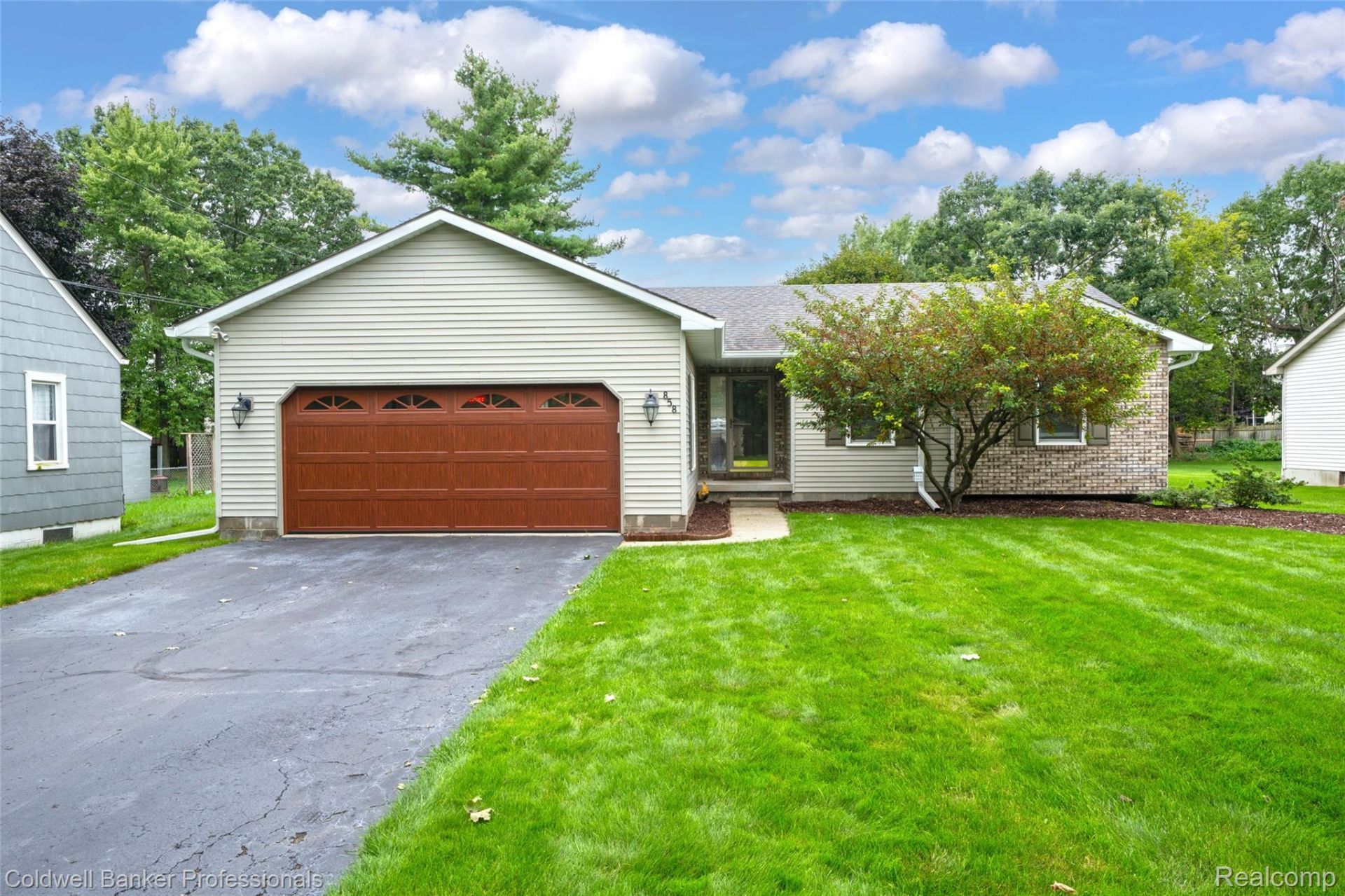 858 Olive Street, Oxford Township, Mi 48371 Main Photo