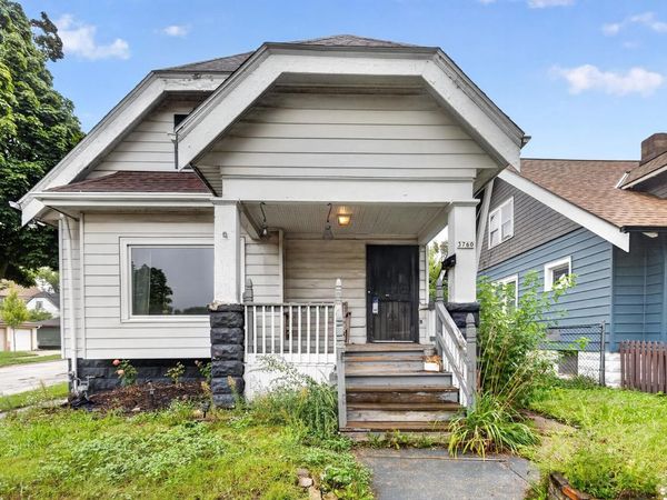 3760 N 25th STREET, Milwaukee, WI 53206