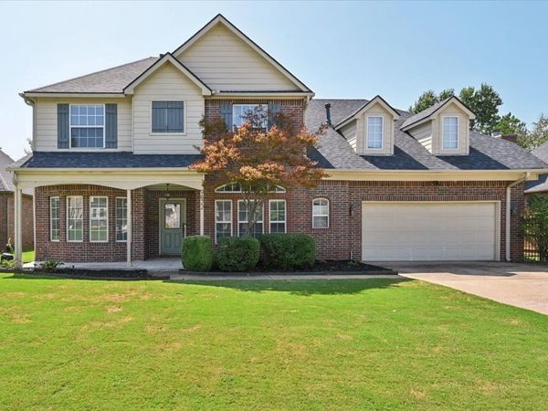 9822 E 83rd Place, Tulsa, OK 74133