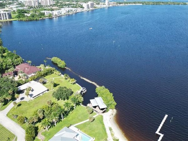 726 Overriver DR, NORTH FORT MYERS, FL 33903
