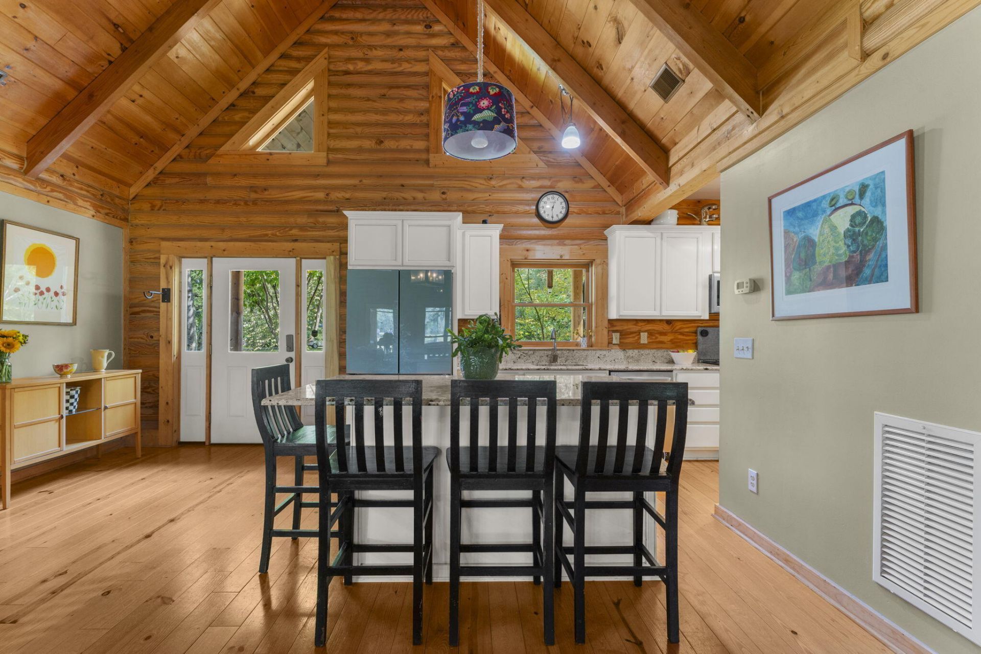 445 Carol Street Photo 10