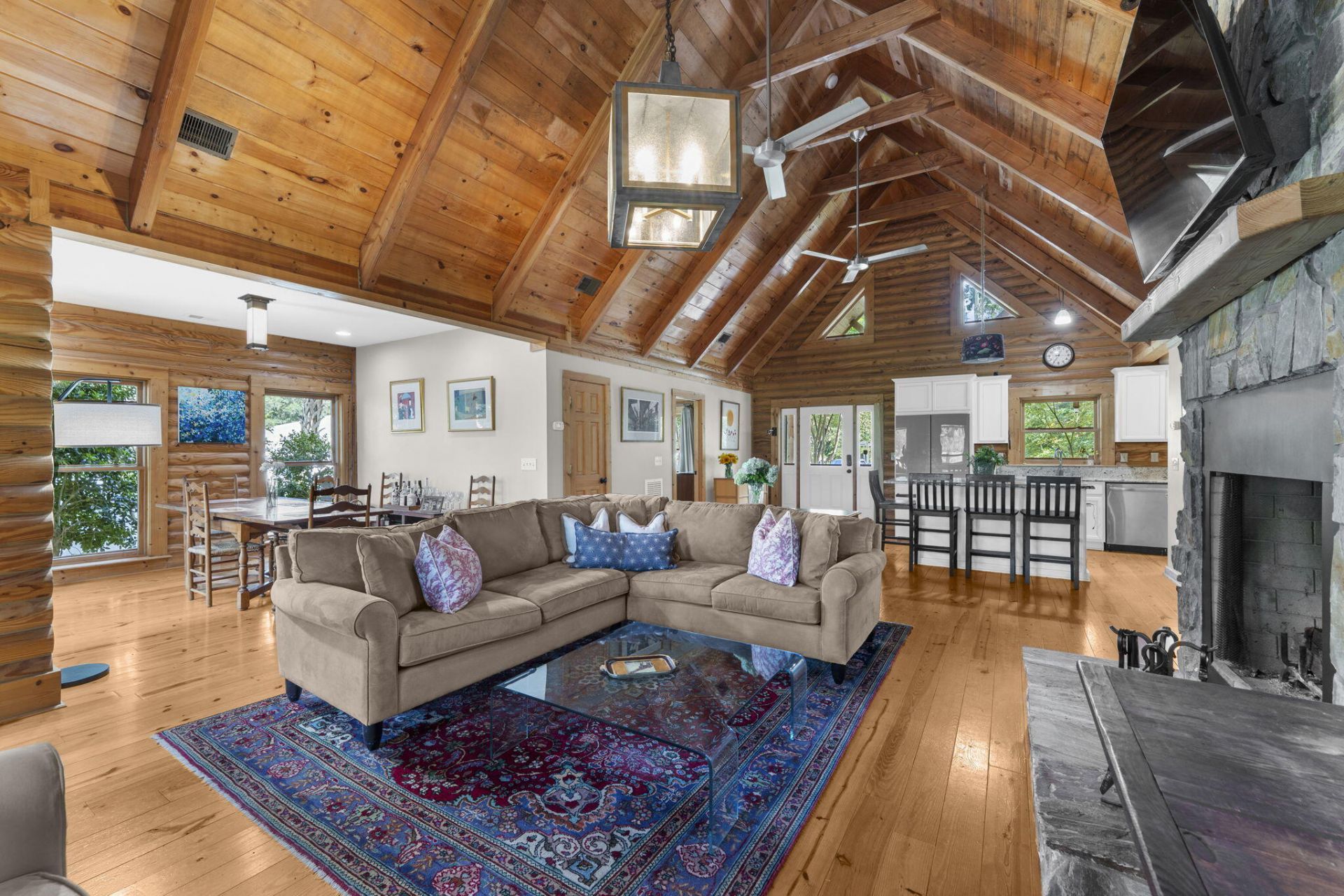 445 Carol Street Photo 13
