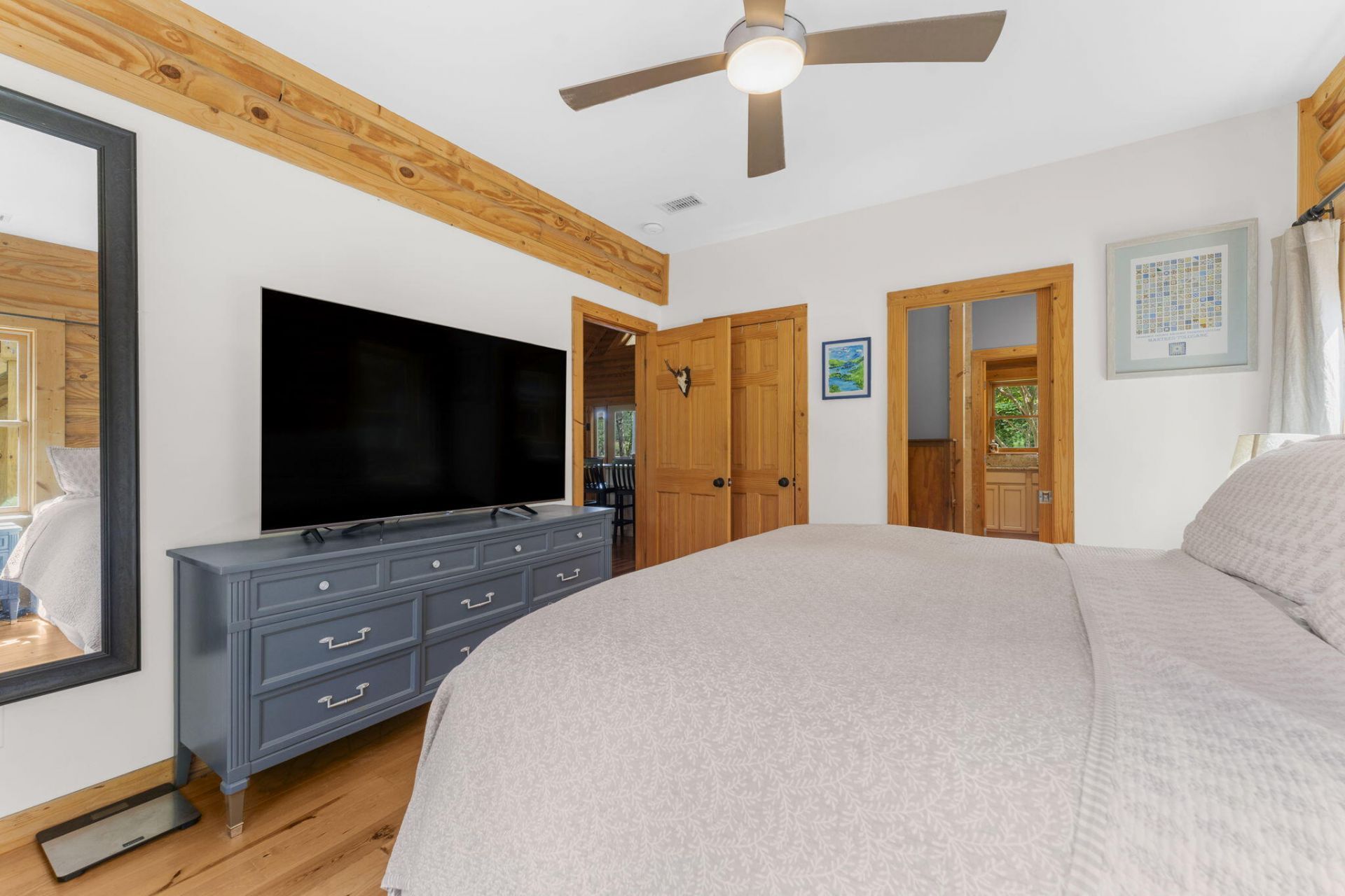 445 Carol Street Photo 18