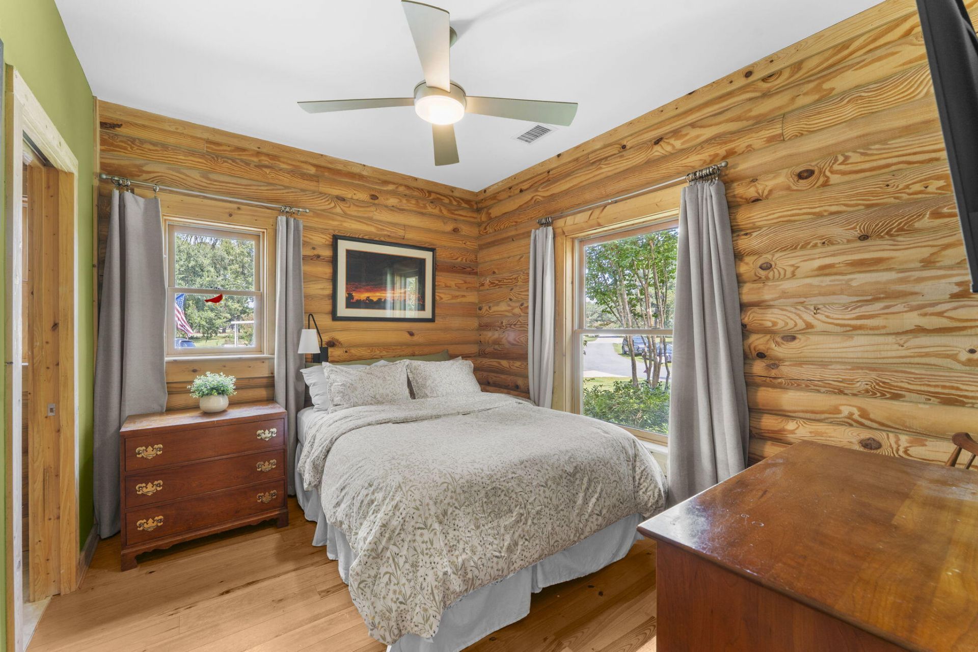 445 Carol Street Photo 25