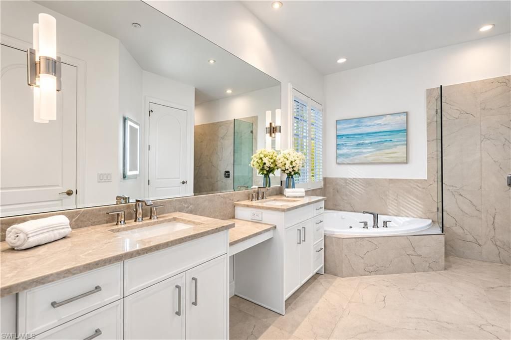 4840 W Boulevard Ct, Naples, FL 34103 Photo