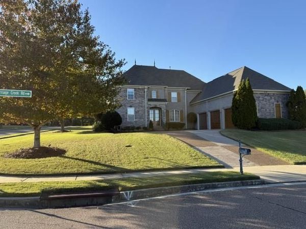 8726 CARRIAGE CREEK RD, Arlington, TN 38002
