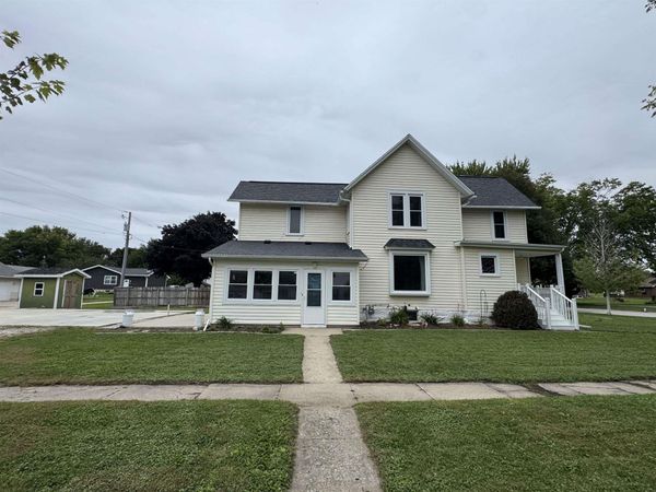 704 6th Street, Allison, IA 50602
