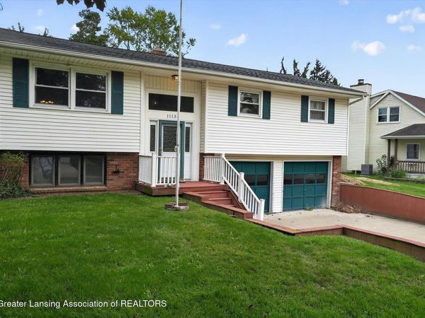 11134 Stoney Brook Drive, Grand Ledge, MI 48837