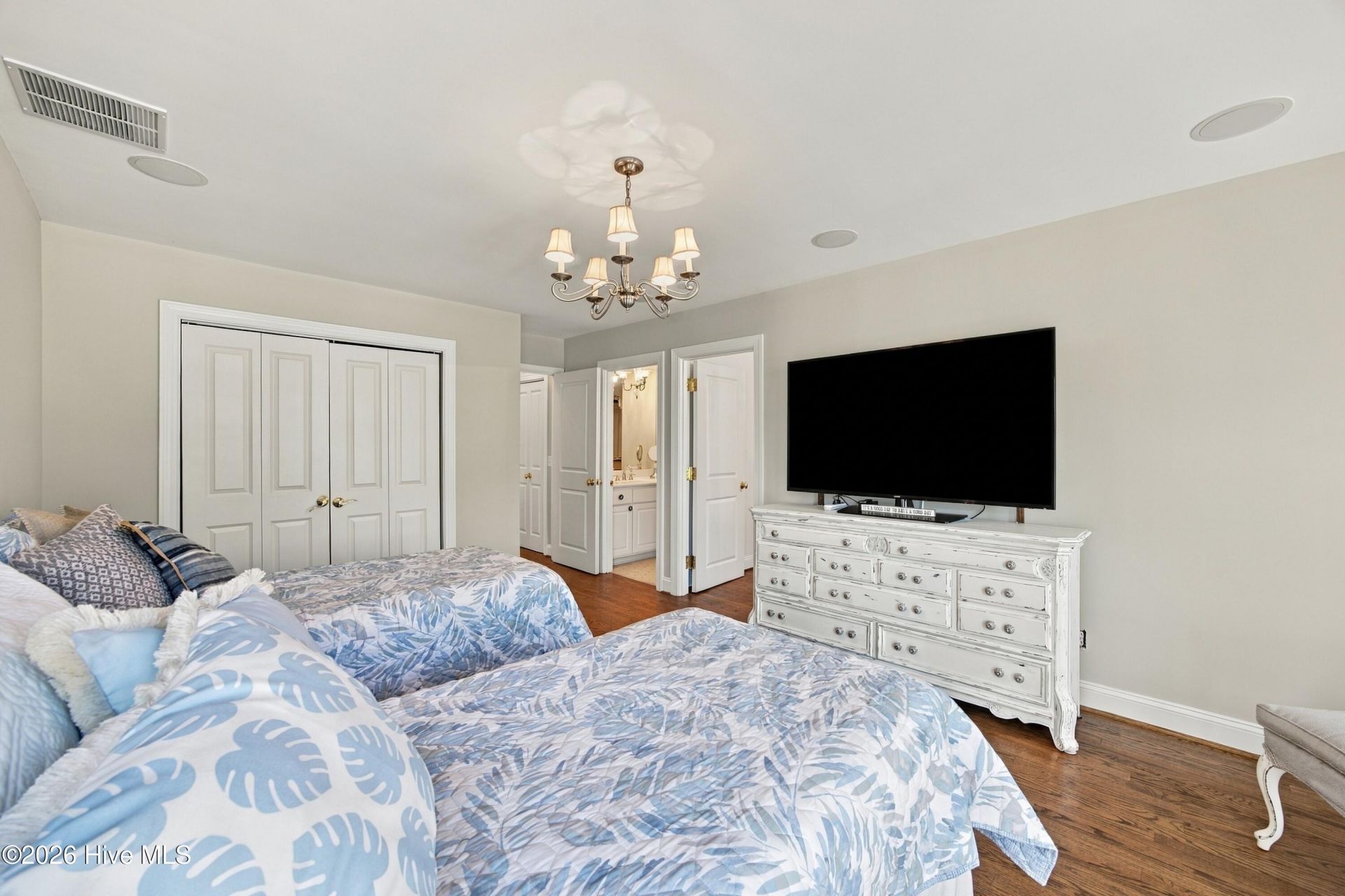 335 Bradley Drive Photo 19