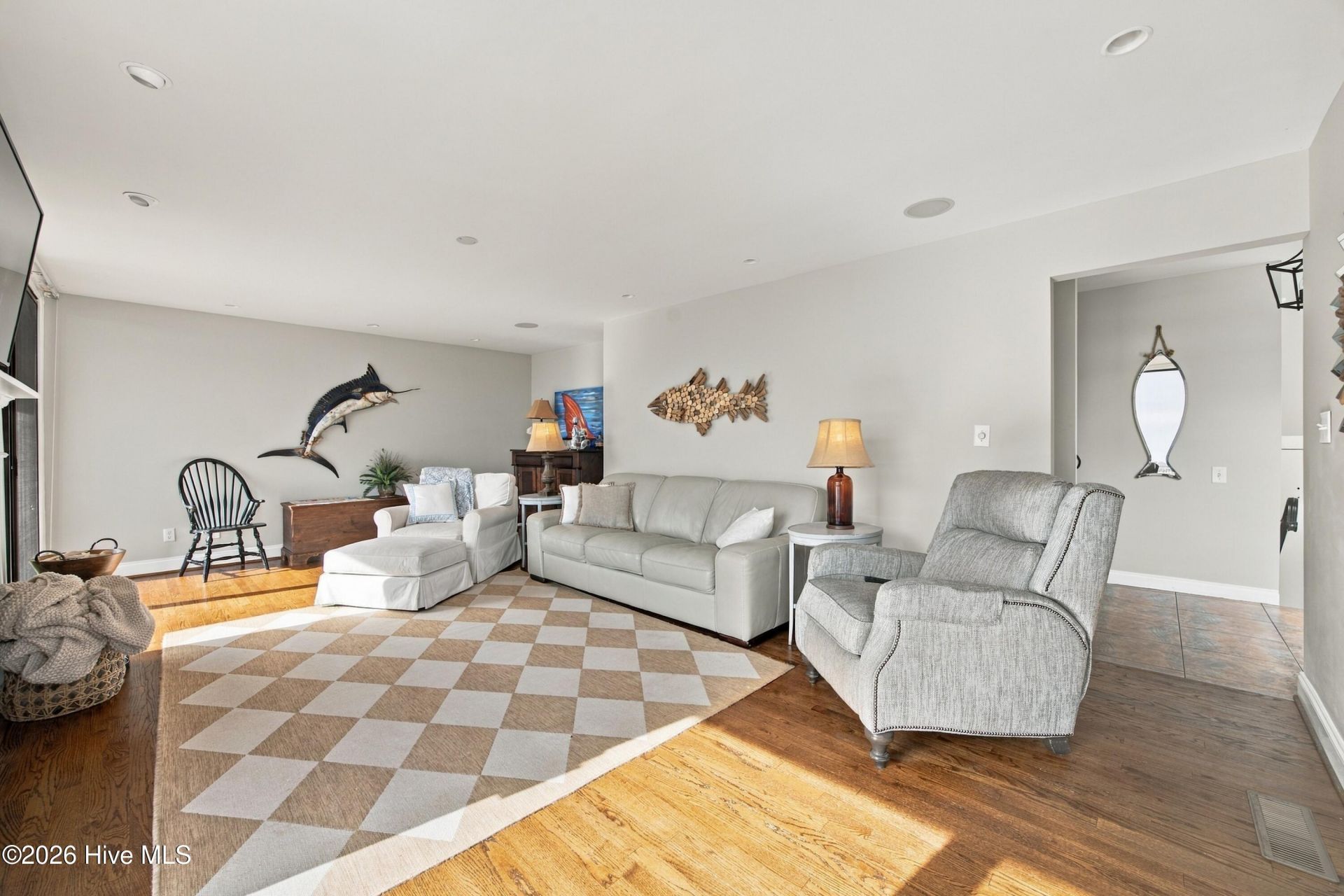 335 Bradley Drive Photo 5