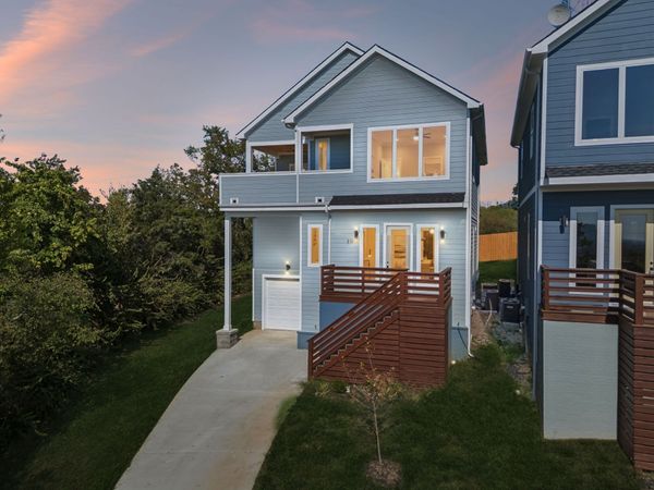 2109C W Summitt Ave , Nashville, TN 37218