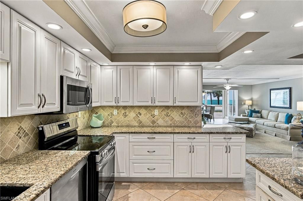 1717 Gulf Shore Blvd N, Unit 103, Naples, FL 34102 Photo