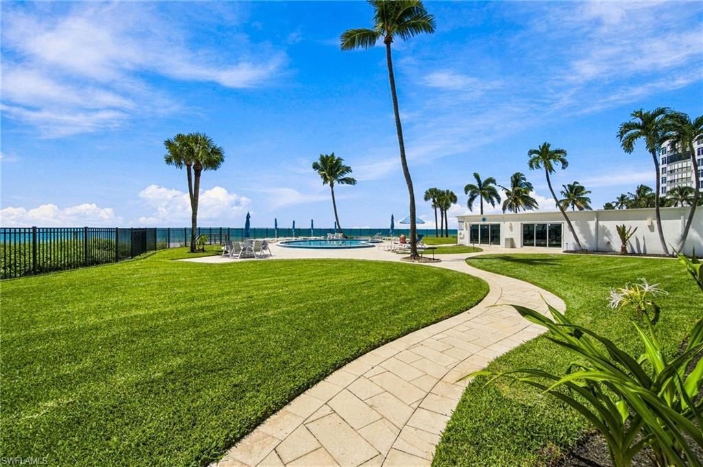 1717 Gulf Shore Blvd N, Unit 103, Naples, FL 34102 Photo