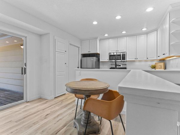 3818 W 103rd Street, Bloomington, MN 55431