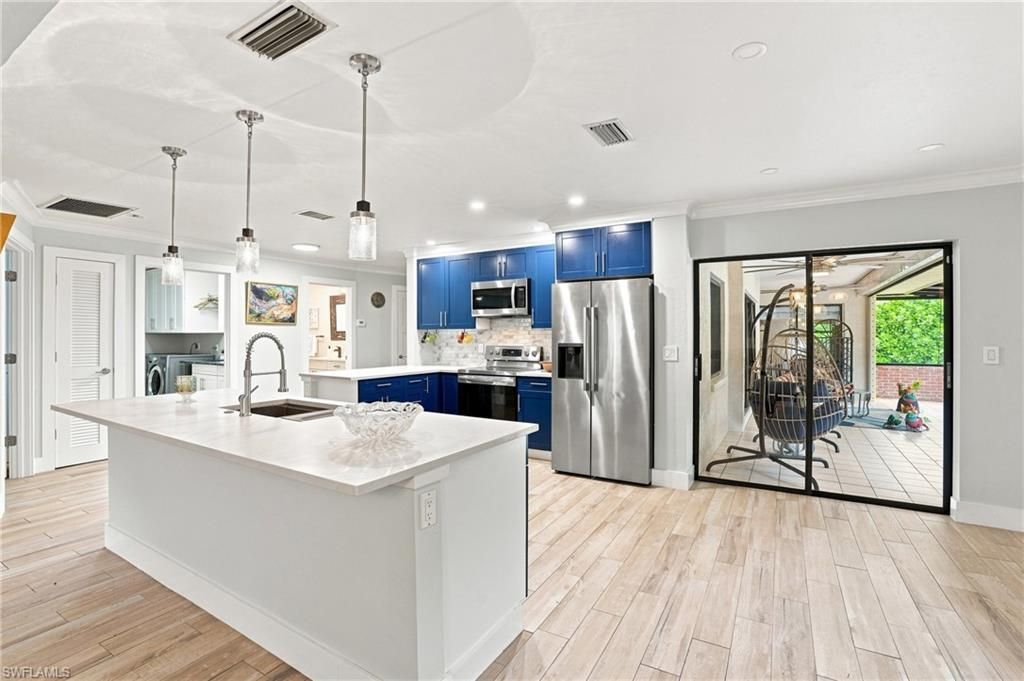 201 Palmetto Dunes Cir, Naples, FL 34113 Photo