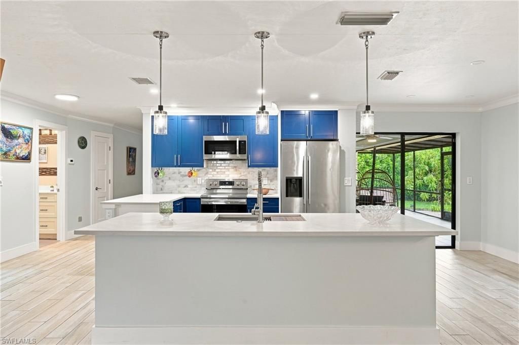 201 Palmetto Dunes Cir, Naples, FL 34113 Photo