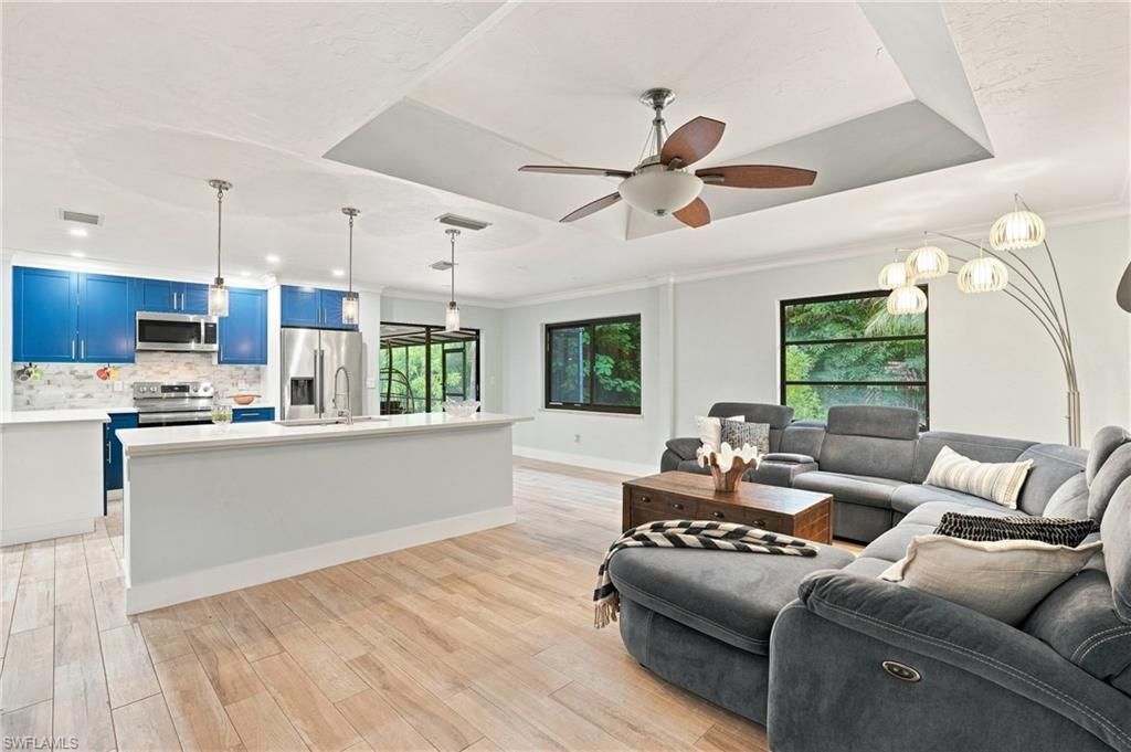 201 Palmetto Dunes Cir, Naples, FL 34113 Photo