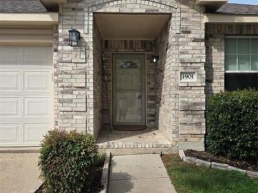 1901 Foxfield, Fort Worth, TX 76247