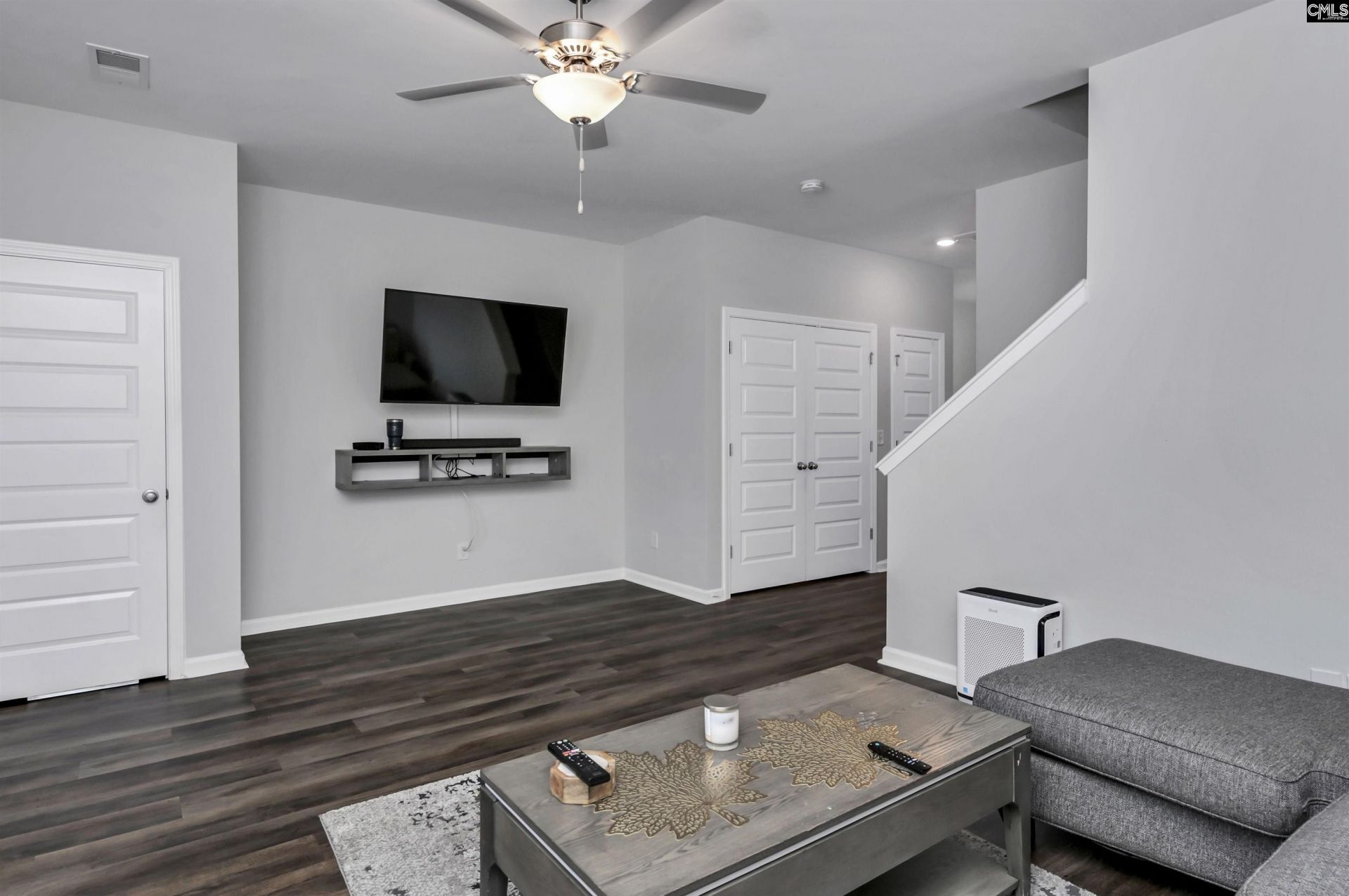 209 Northwood Street Photo 12