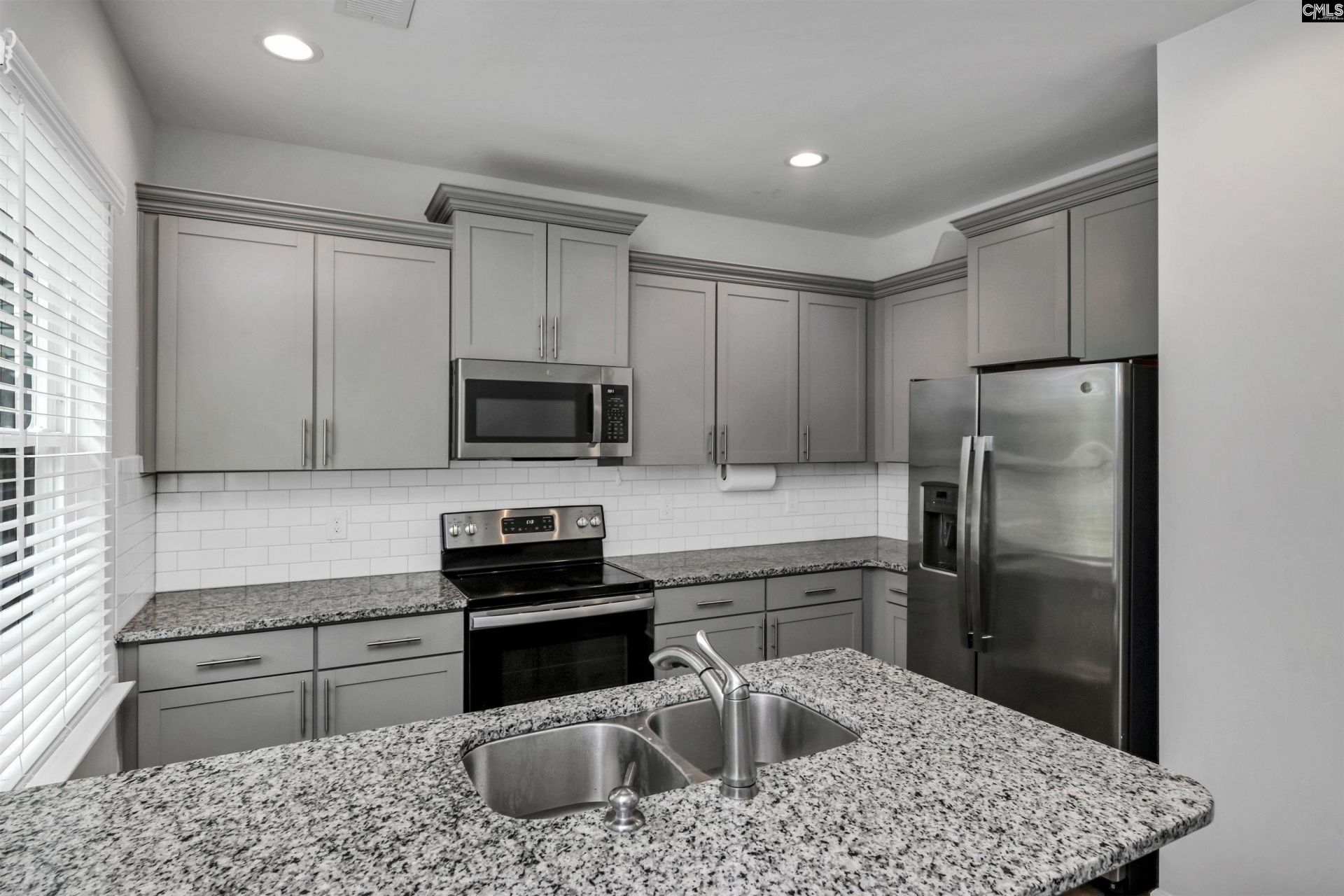 209 Northwood Street Photo 18