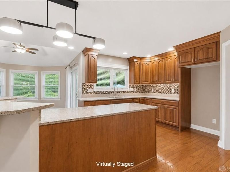 2351 Wellington Lane, Beavercreek Township, OH 45385 Photo 24
