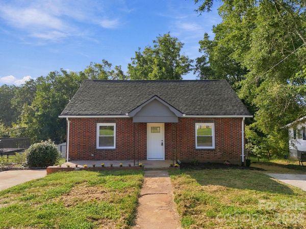 314 Rockyford Street , Morganton, NC 28655