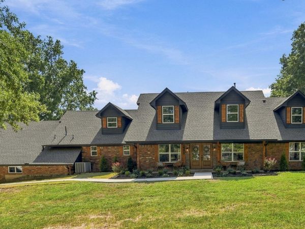 8202 E 485 Road E, Claremore, OK 74019