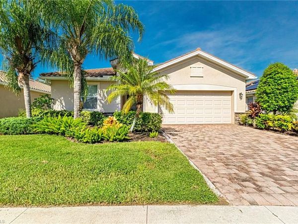 3500 Dandolo CIR, CAPE CORAL, FL 33909