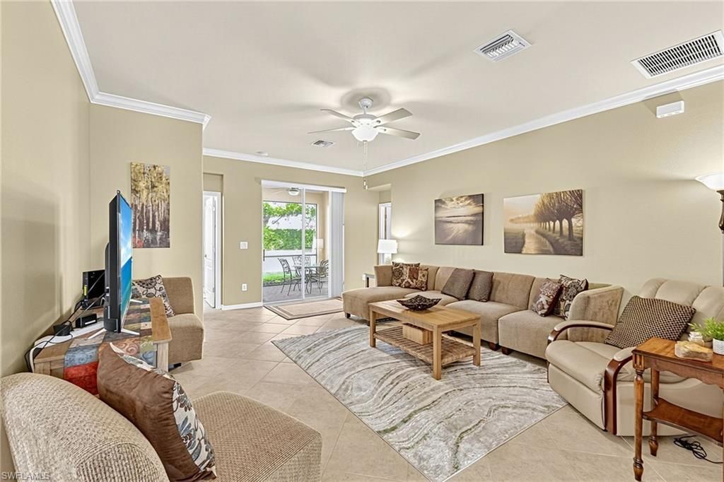 3500 Dandolo Cir, Cape Coral, FL 33909 Photo