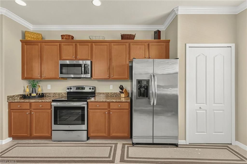 3500 Dandolo Cir, Cape Coral, FL 33909 Photo
