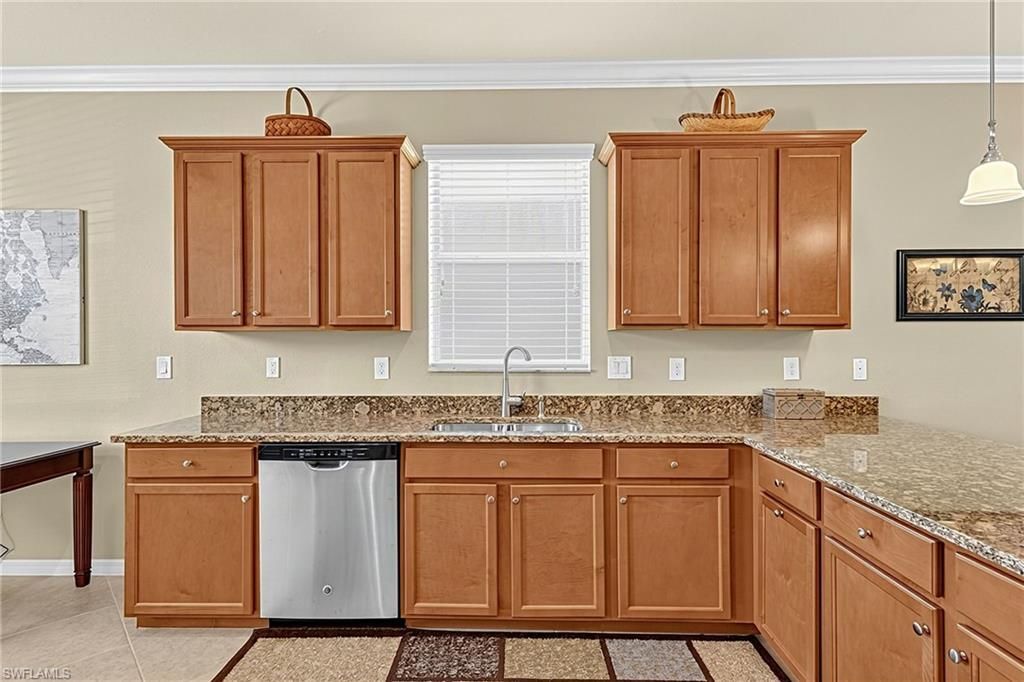 3500 Dandolo Cir, Cape Coral, FL 33909 Photo