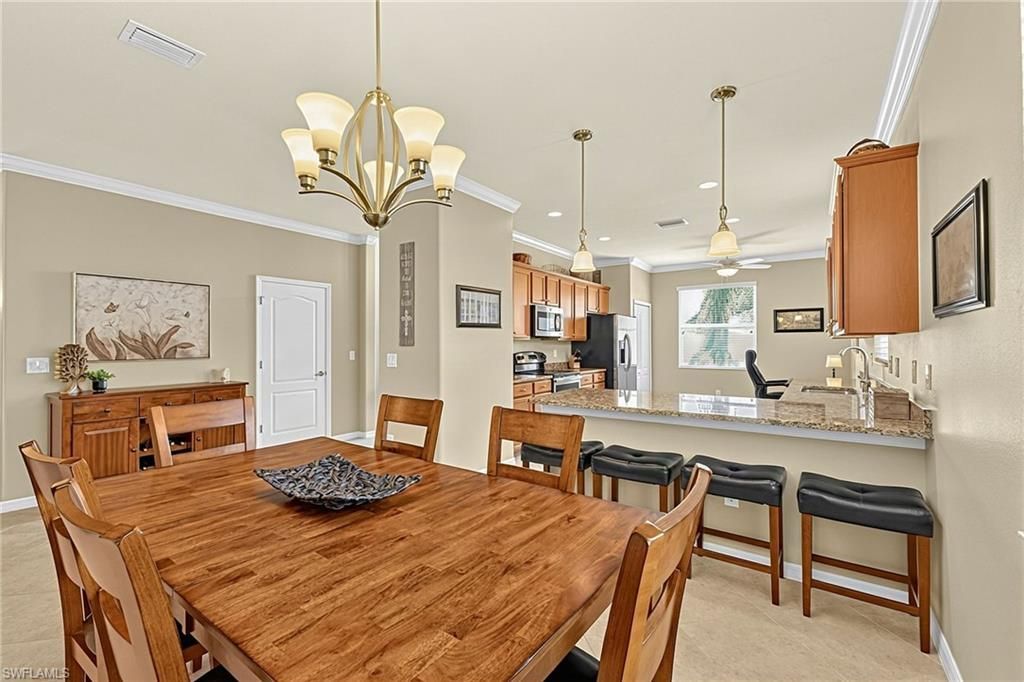 3500 Dandolo Cir, Cape Coral, FL 33909 Photo