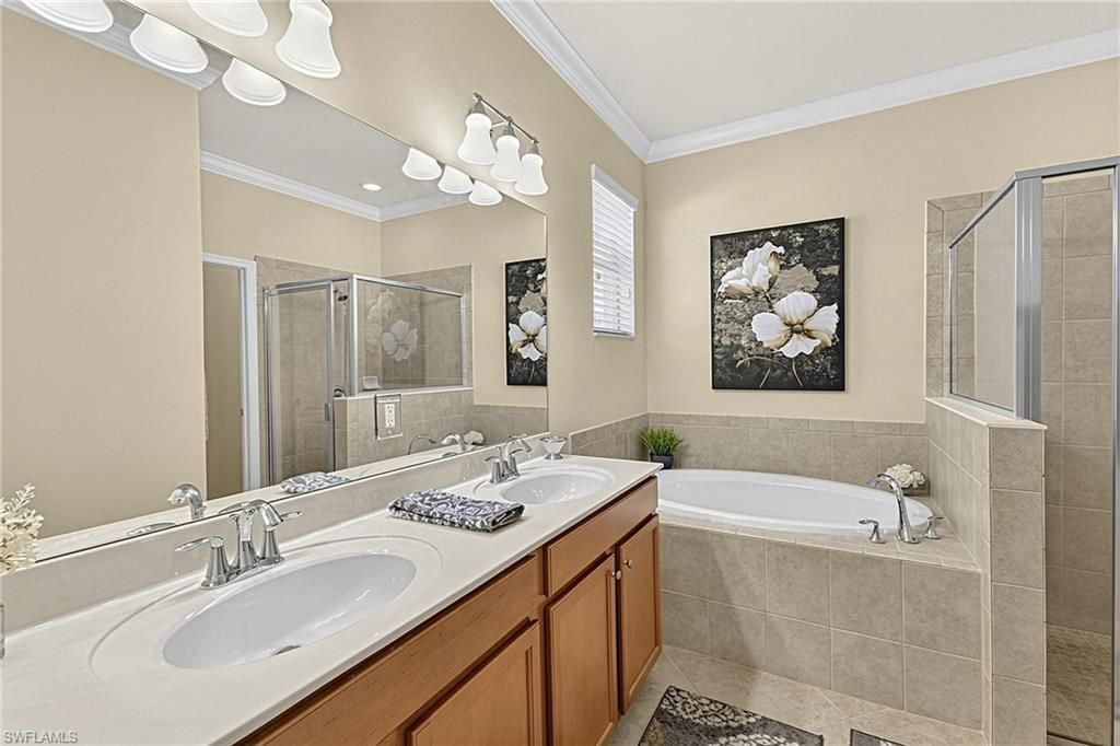 3500 Dandolo Cir, Cape Coral, FL 33909 Photo