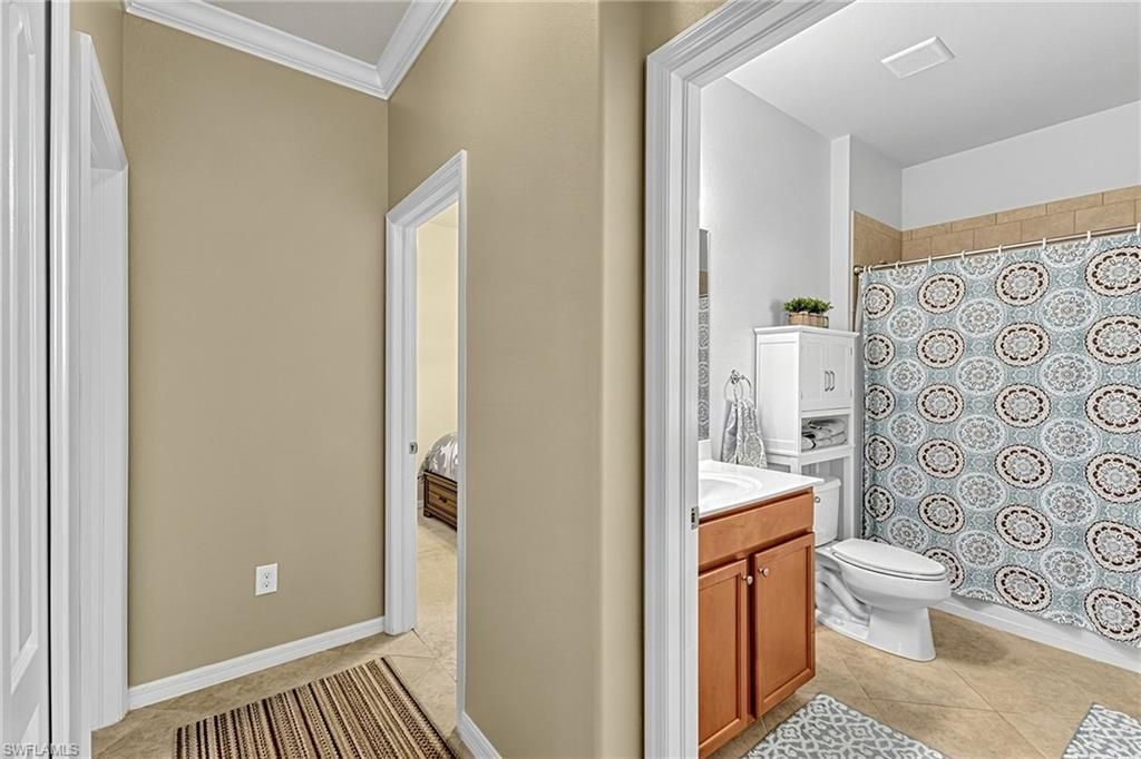 3500 Dandolo Cir, Cape Coral, FL 33909 Photo