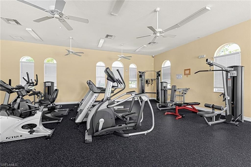 3500 Dandolo Cir, Cape Coral, FL 33909 Photo