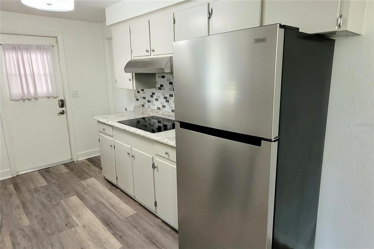 2975 Louise Street, Sarasota, FL 34237 Photo