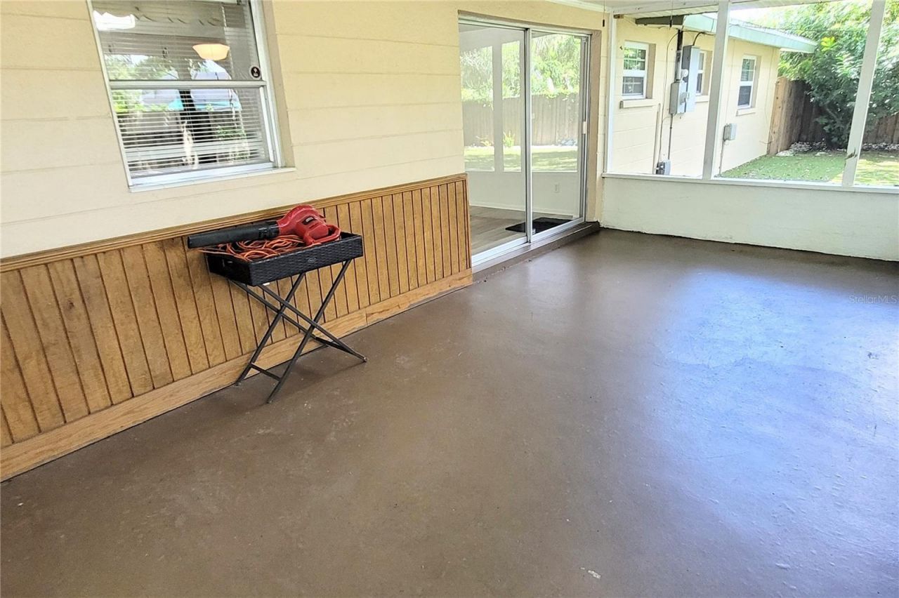 2975 Louise Street, Sarasota, FL 34237 Photo