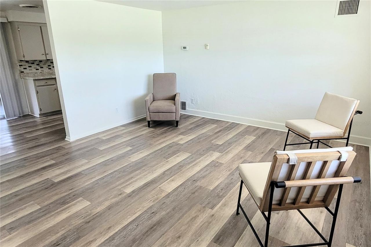 2975 Louise Street, Sarasota, FL 34237 Photo