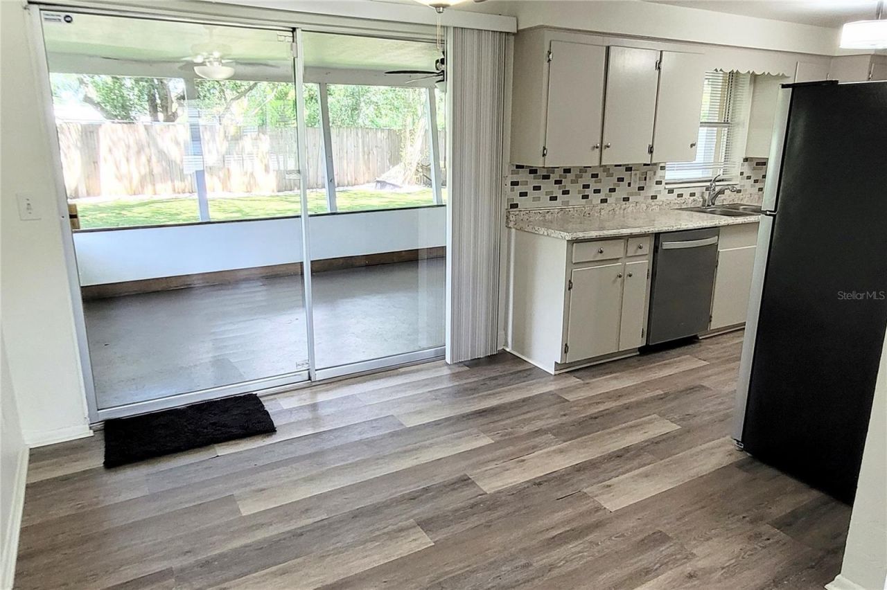 2975 Louise Street, Sarasota, FL 34237 Photo